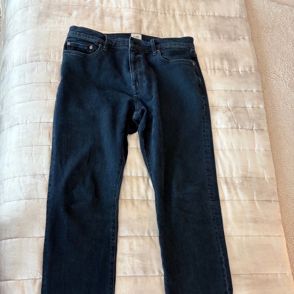Flint and Tinder jeans men's size 33x32 slim fit dark wash stretch